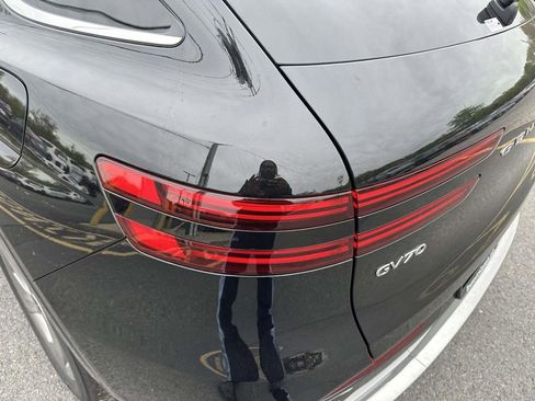 New 2026 Genesis GV70 2.5T AWD/4WD image 8