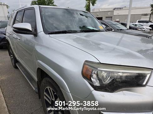 Used 2016 Toyota 4Runner Limited AWD/4WD image 4