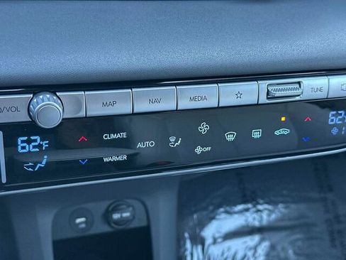 Used 2023 Hyundai Ioniq 5 Limited image 24