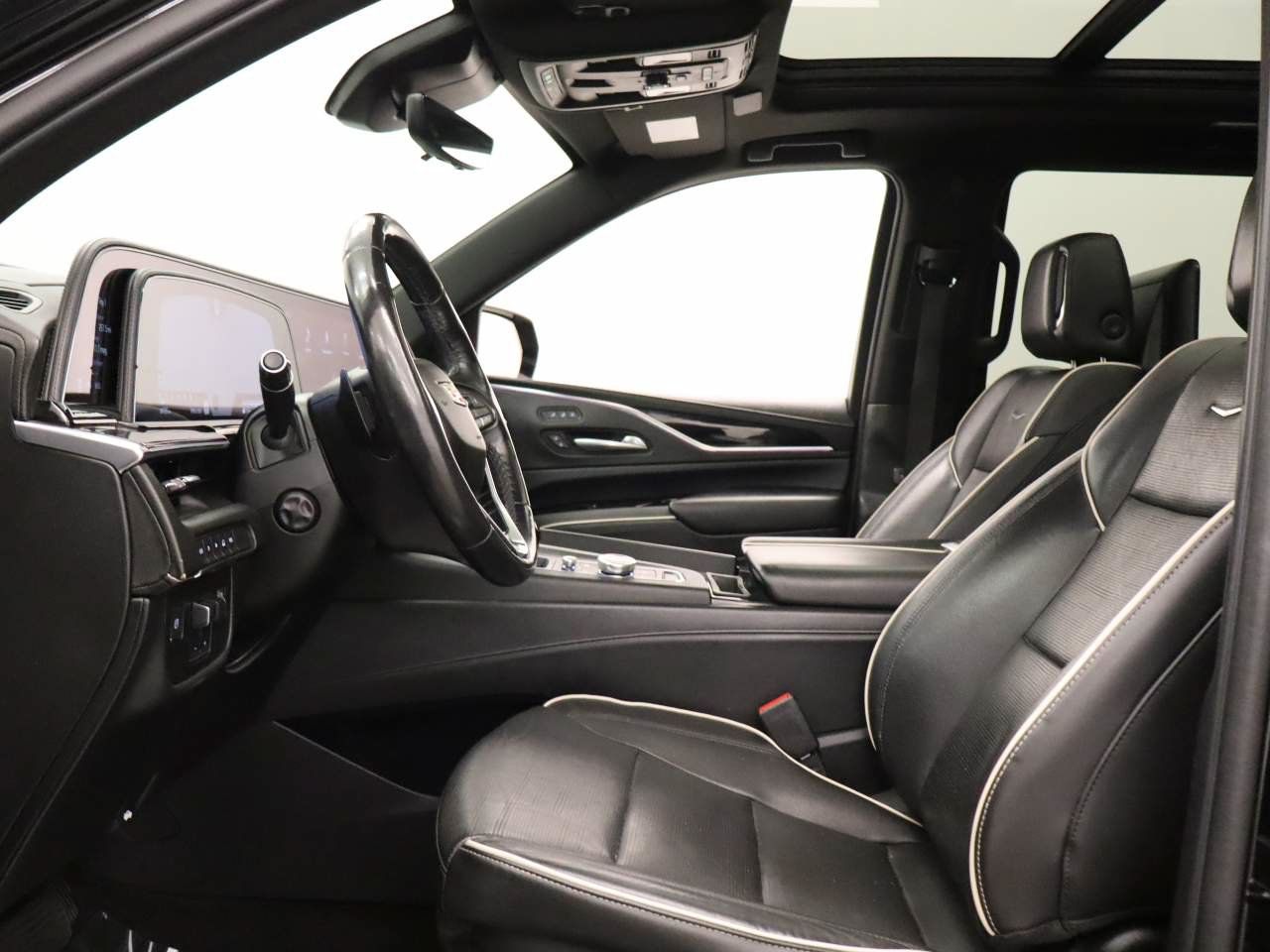 Used 2022 Cadillac Escalade Sport AWD/4WD image 16