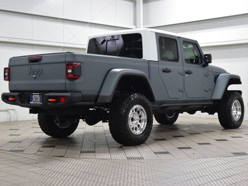 Used 2026 Jeep Gladiator Mojave AWD/4WD image 7