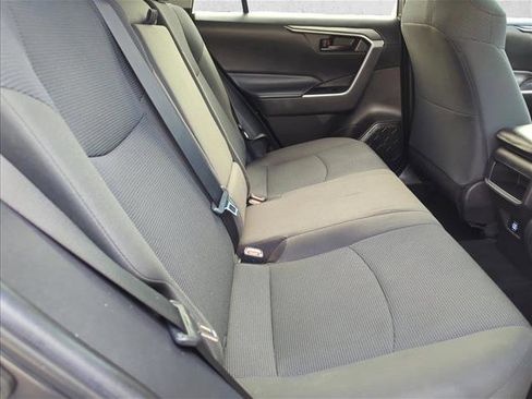 Certified 2021 Toyota RAV4 LE FWD image 25
