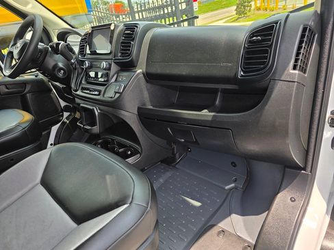 Used 2023 RAM ProMaster 2500 FWD image 18