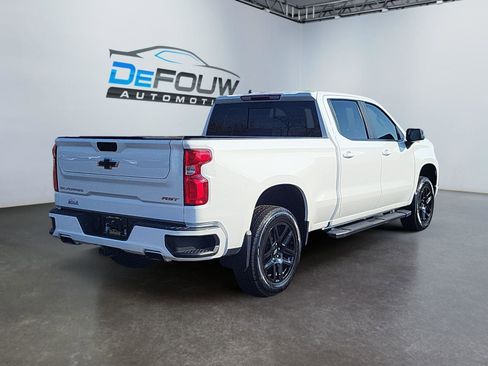 Used 2023 Chevrolet Silverado 1500 RST image 3