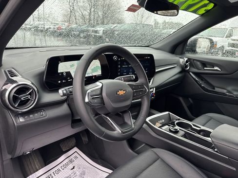 Used 2026 Chevrolet Equinox LT w/ Convenience Package II AWD/4WD image 19