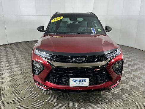 Used 2023 Chevrolet TrailBlazer RS w/ Sun and Liftgate Package AWD/4WD image 3