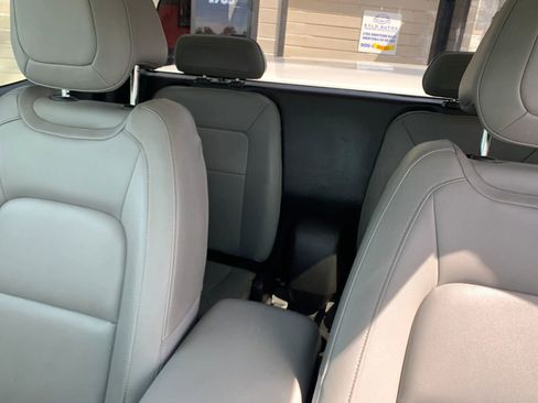 Used 2018 Chevrolet Colorado W/T w/ WT Convenience Package image 9