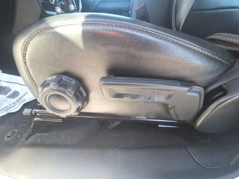 Used 2023 Jeep Wrangler Unlimited Sahara w/ Cold Weather Group image 33