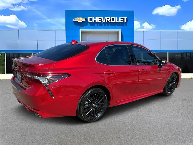 Used 2021 Toyota Camry XSE w/ Carpet Mat Package (TMS) FWD image 3