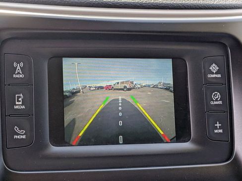 Used 2016 Jeep Cherokee Latitude w/ Cold Weather Group image 3