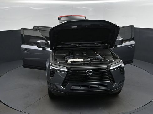 Certified 2024 Lexus GX 550 w/ Accessory Package (31) AWD/4WD image 52