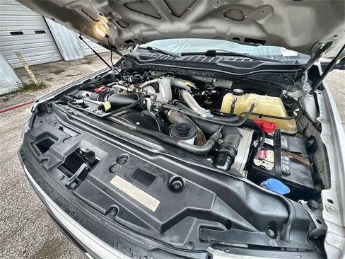 Used 2020 Ford F250 XLT image 28