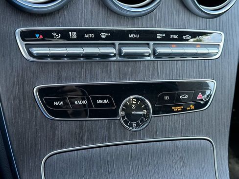 Used 2019 Mercedes-Benz C 300 Sedan image 18
