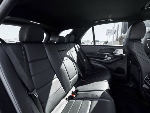 Used 2020 Mercedes-Benz GLE 350 4MATIC image 35