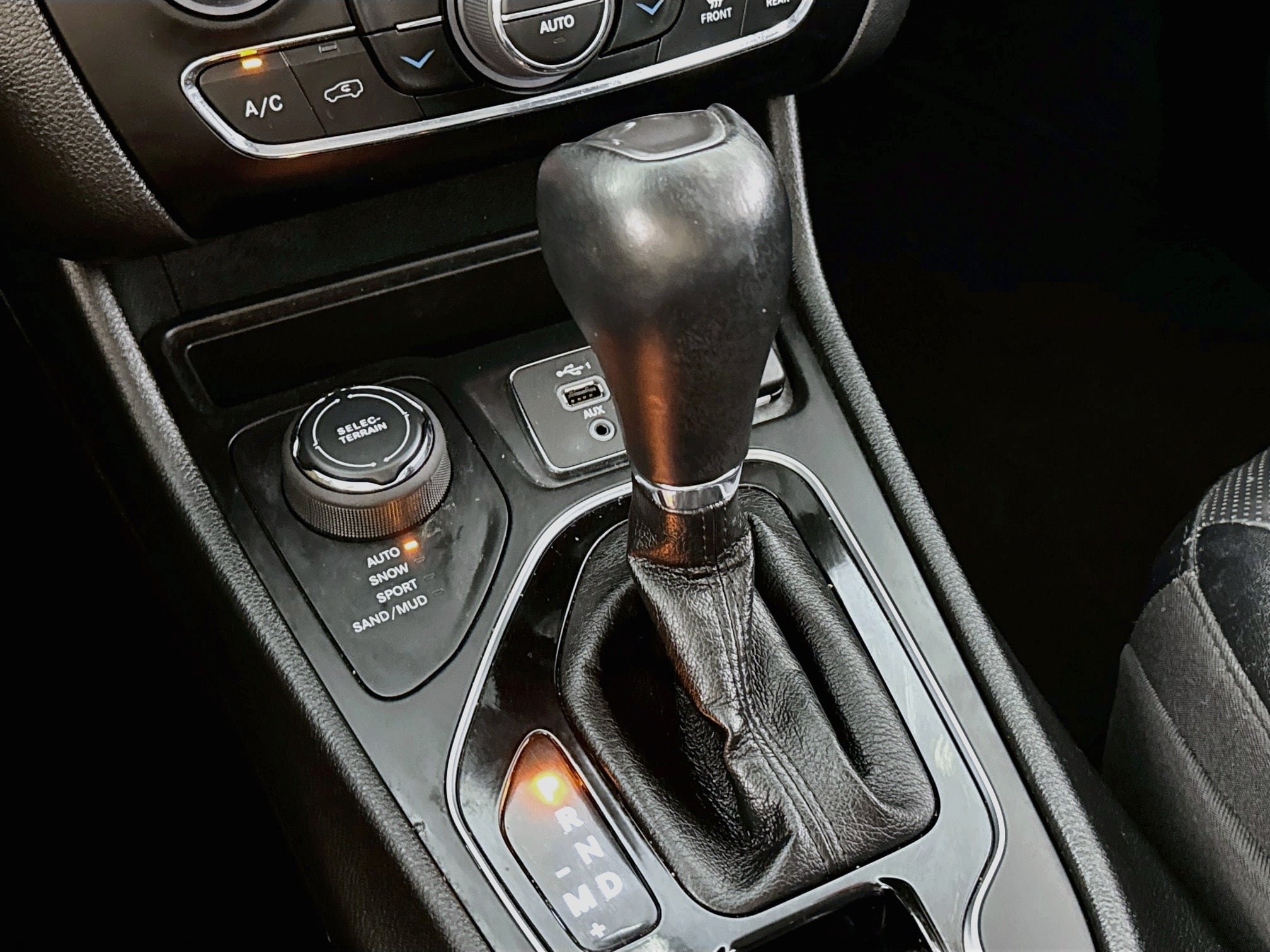 Used 2023 Jeep Cherokee Altitude Lux AWD/4WD image 19