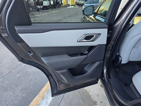 New 2025 Land Rover Range Rover Velar Dynamic SE image 24