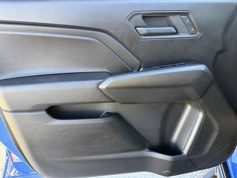 Used 2025 Chevrolet Colorado Trail Boss AWD/4WD image 16