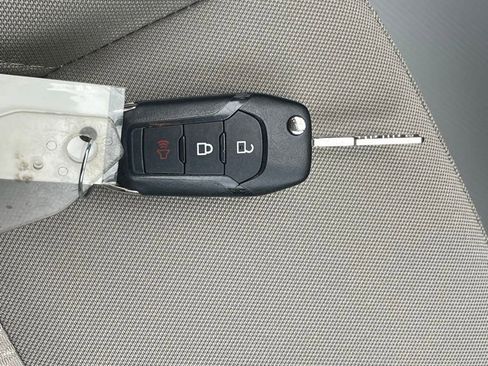 Used 2022 Ford EcoSport S AWD/4WD image 27