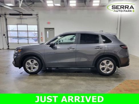 Certified 2025 Honda HR-V LX image 8