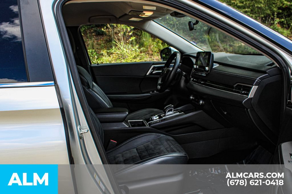 Used 2024 Mitsubishi Outlander SE FWD image 22