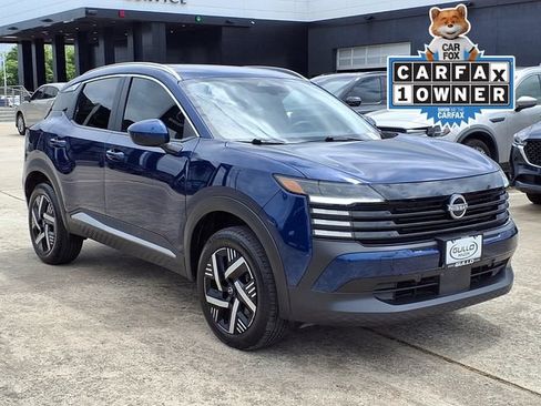 Used 2025 Nissan Kicks SV w/ SV Premium Package FWD image 4