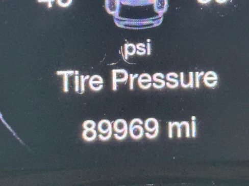 Used 2017 Jeep Grand Cherokee Altitude image 22