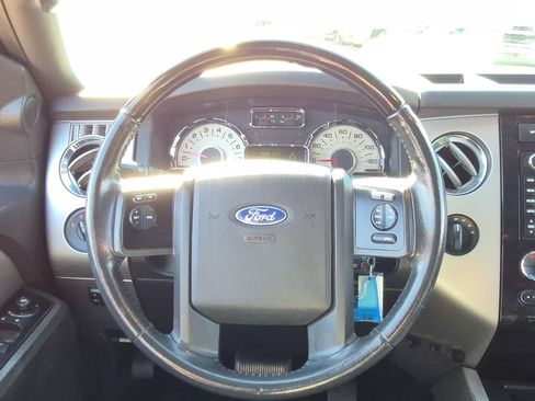 Used 2013 Ford Expedition Limited AWD/4WD image 15