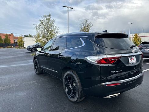Used 2024 Buick Enclave Essence w/ Sport Touring Edition image 5
