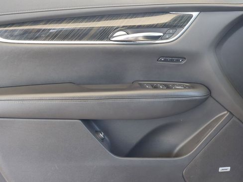 Used 2020 Cadillac XT6 Premium Luxury image 10