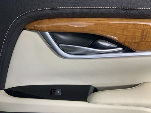 Used 2018 Cadillac XTS Luxury FWD image 34