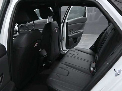 New 2026 Hyundai Elantra SEL Sport FWD image 15