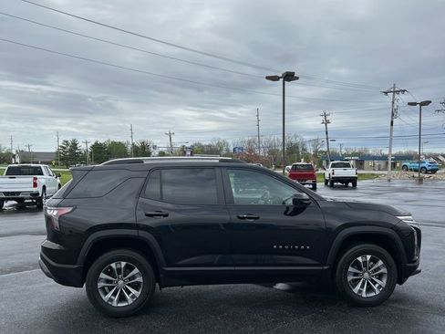 Used 2025 Chevrolet Equinox LT w/ Convenience Package II image 22