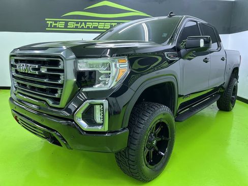 Used 2022 GMC Sierra 1500 AT4 w/ AT4 Premium Package AWD/4WD image 5