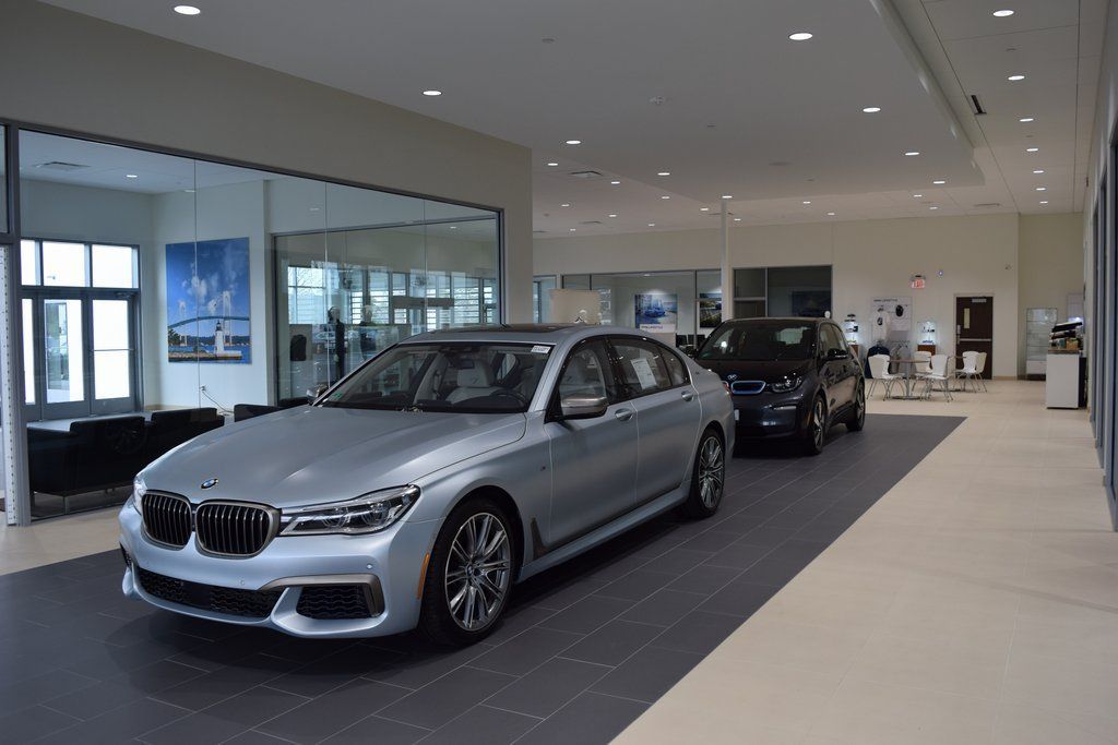 Used 2026 BMW iX xDrive60 w/ M Sport Package AWD/4WD image 47