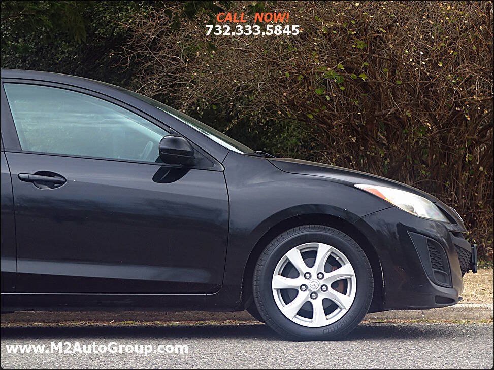Used 2011 MAZDA MAZDA3 i Touring FWD image 18