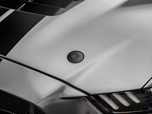 Used 2021 Ford Mustang Shelby GT500 w/ Carbon Fiber Track Pack image 36