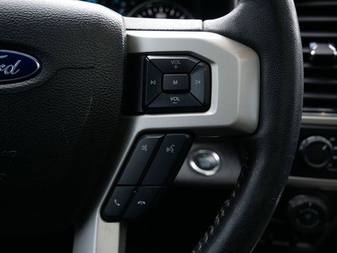 Certified 2019 Ford F150 Lariat w/ Equipment Group 502A Luxury AWD/4WD image 21
