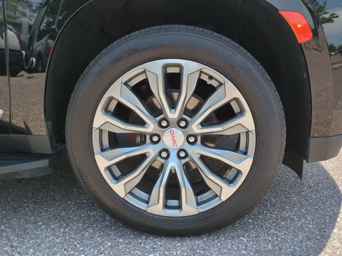 Used 2021 GMC Yukon Denali AWD/4WD image 11