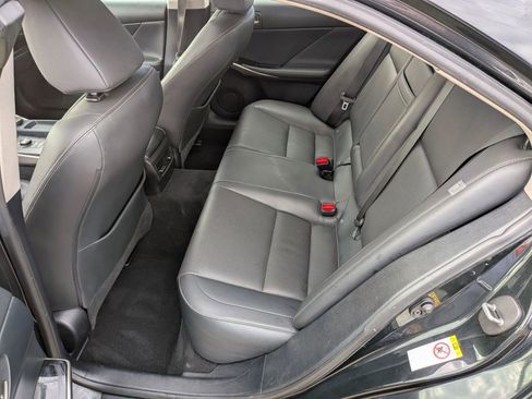 Used 2017 Lexus IS 300 AWD w/ Premium Package image 22