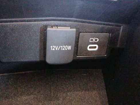 Used 2024 Toyota Corolla LE FWD image 6