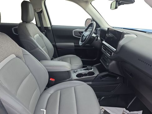 Used 2025 Ford Bronco Sport Badlands image 16