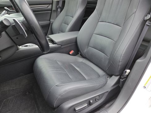Used 2020 Honda Accord Touring image 30