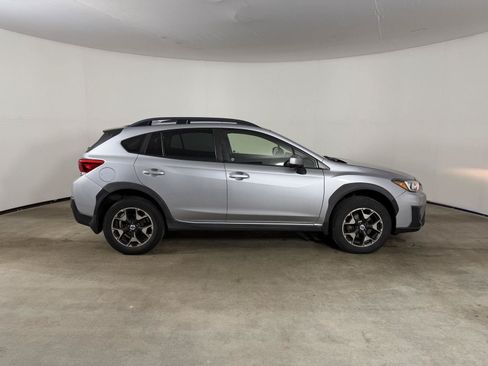 Used 2018 Subaru Crosstrek 2.0i Premium w/ Moonroof Package AWD/4WD image 6