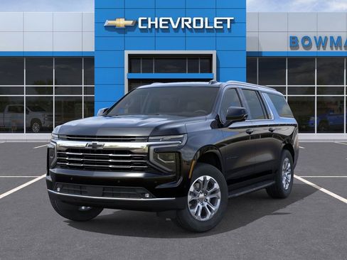 New 2026 Chevrolet Suburban LT image 6