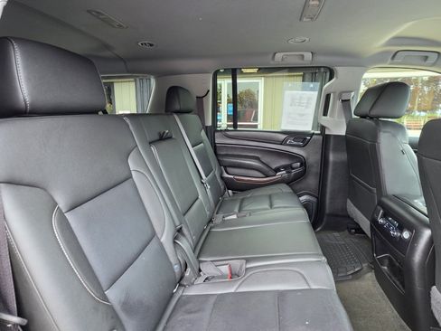 Used 2018 GMC Yukon XL SLT AWD/4WD image 10