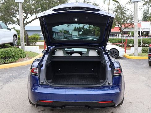 Used 2022 Tesla Model S image 21