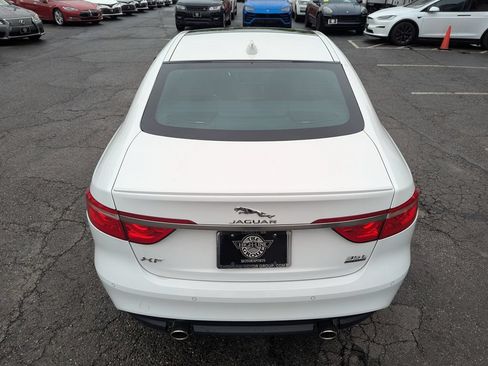Used 2017 Jaguar XF R-Sport AWD/4WD image 8