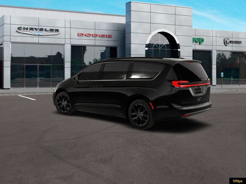 New 2026 Chrysler Pacifica Limited image 4