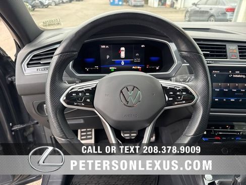 Used 2022 Volkswagen Tiguan SE R-Line image 24