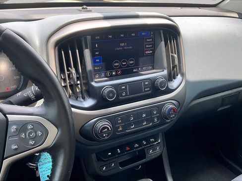 Used 2020 Chevrolet Colorado Z71 RWD image 7